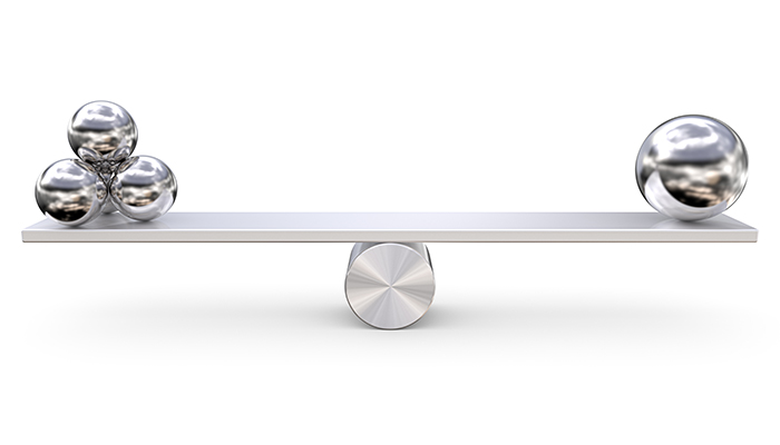 M2b-BallsBalancing_AdobeStock_141281688-700x400