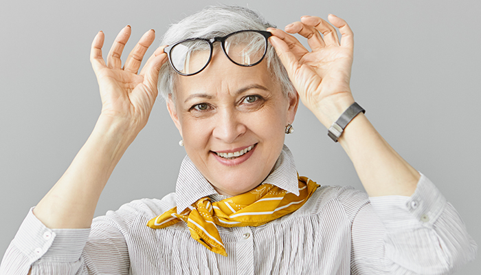 SCFopenmindedGlasses AdobeStock 272317044 700x400