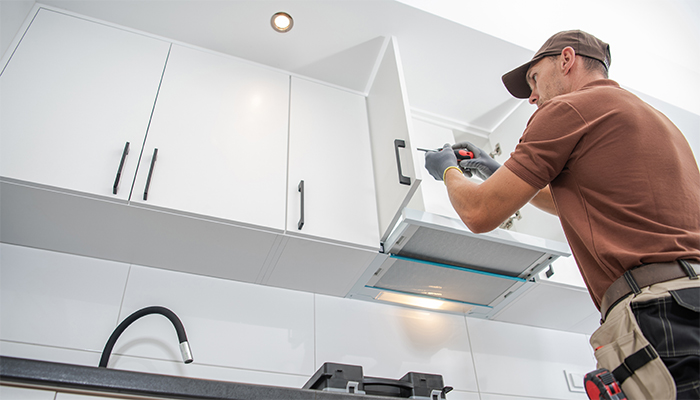 KitchenRemodel AdobeStock 487913813 700x400